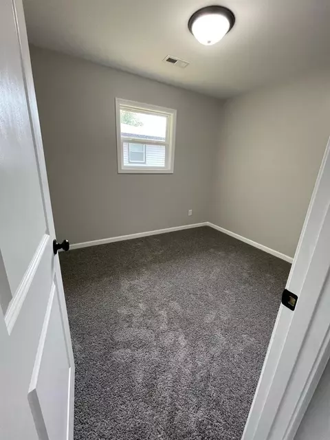 1301 Benton St, Gary, IN 46403 photo 18
