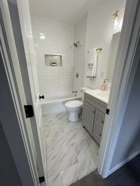 1301 Benton St, Gary, IN 46403 photo 12