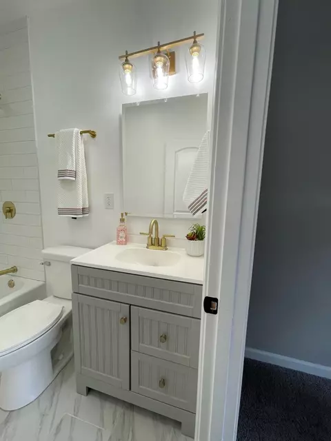 1301 Benton St, Gary, IN 46403 photo 13