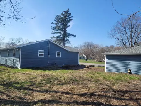 1301 Benton St, Gary, IN 46403 photo 4