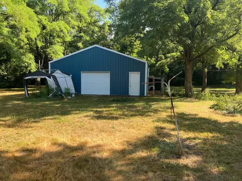 4084 Heritage Dr, Wheatfield, IN 46392 photo 12