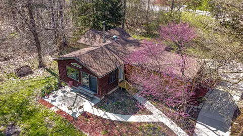 1382 S Cloverleaf Rd, Porter, IN 46304 photo 27