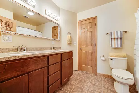 1382 S Cloverleaf Rd, Porter, IN 46304 photo 15
