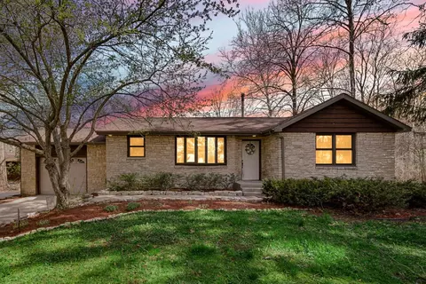 1382 S Cloverleaf Rd, Porter, IN 46304 photo 1