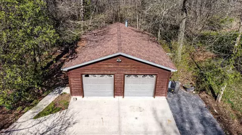 1382 S Cloverleaf Rd, Porter, IN 46304 photo 20