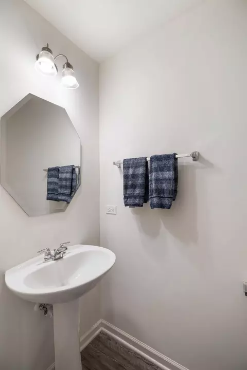 11161 Vermont Cir, Crown Point, IN 46307 photo 12