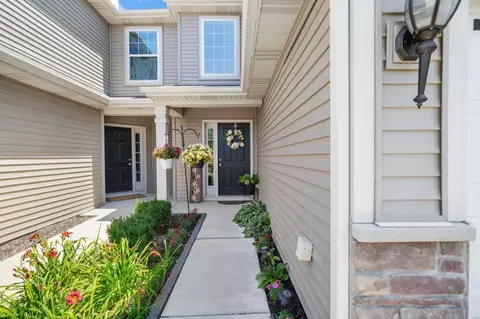 11161 Vermont Cir, Crown Point, IN 46307 photo 1