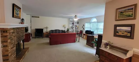 550 Gene Ln, Valparaiso, IN 46385 photo 5