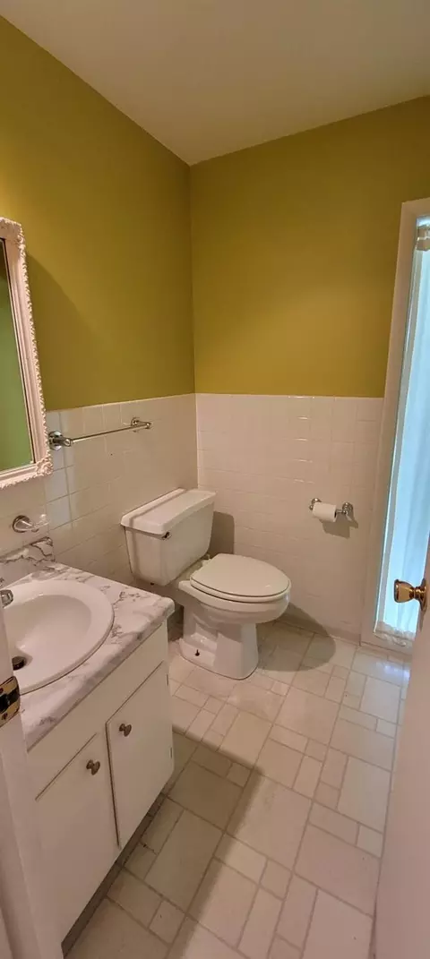 550 Gene Ln, Valparaiso, IN 46385 photo 11
