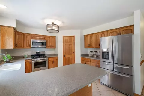 256 Fairfield Dr, Crown Point, IN 46307 photo 17