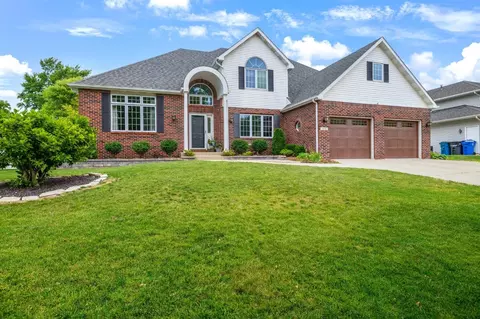256 Fairfield Dr, Crown Point, IN 46307 photo 4