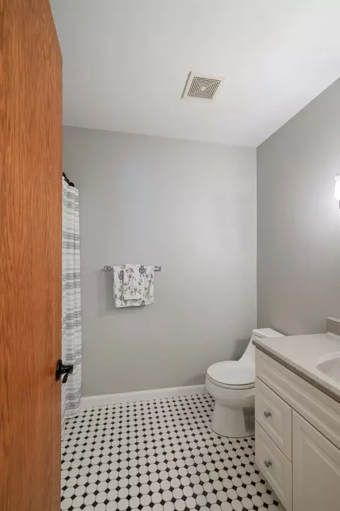 256 Fairfield Dr, Crown Point, IN 46307 photo 27