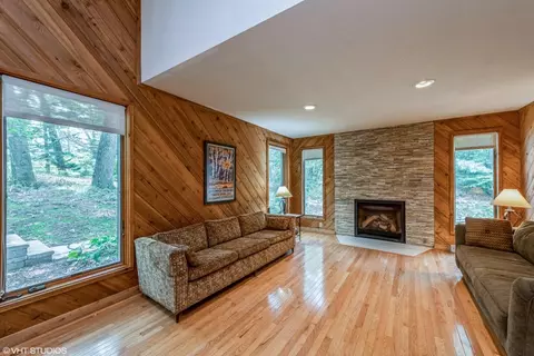 344 E St Clair Ave, Beverly Shores, IN 46301 photo 9