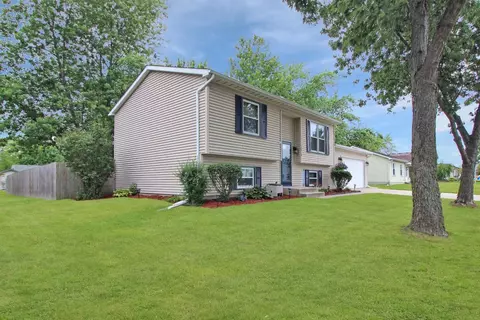 17618 Marion Dr, Lowell, IN 46356 photo 2