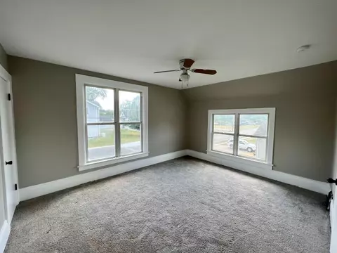 619 E Main St, Lowell, IN 46356 photo 8