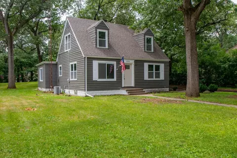 2251 Ranburn Dr, Gary, IN 46408 photo 2