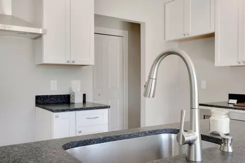 6993 Windsor Dr, De Motte, IN 46310 photo 13