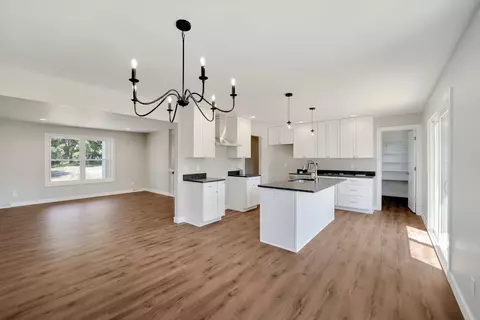 6993 Windsor Dr, De Motte, IN 46310 photo 10