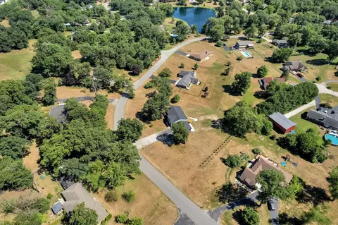 6993 Windsor Dr, De Motte, IN 46310 photo 31