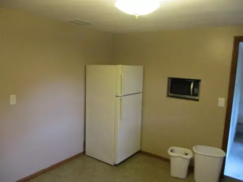 205 E Bates St, Hebron, IN 46341 photo 11