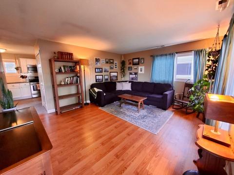 228 N Wright St, Griffith, IN 46319 photo 7