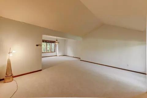 9756 Crimson Tree Ln, Munster, IN 46321 photo 10