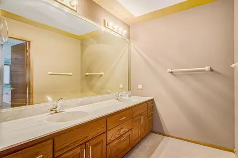 9756 Crimson Tree Ln, Munster, IN 46321 photo 15