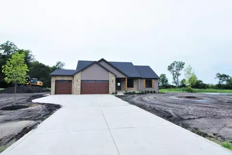 10424 Turkey Run, Wheatfield, IN 46392 photo 2