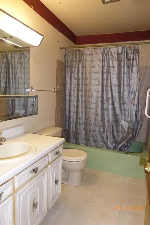 1304 Clinton St, Gary, IN 46406 photo 5