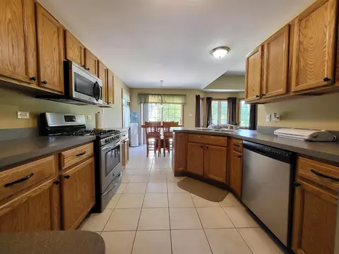 9792 Forest St, Dyer, IN 46311 photo 17