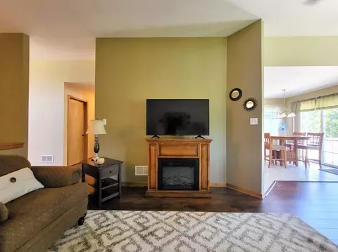 9792 Forest St, Dyer, IN 46311 photo 14