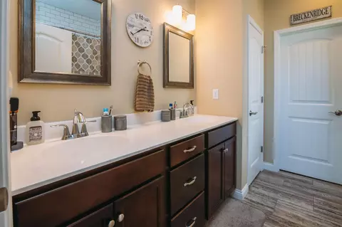 810 Maghera Dr, Valparaiso, IN 46385 photo 22