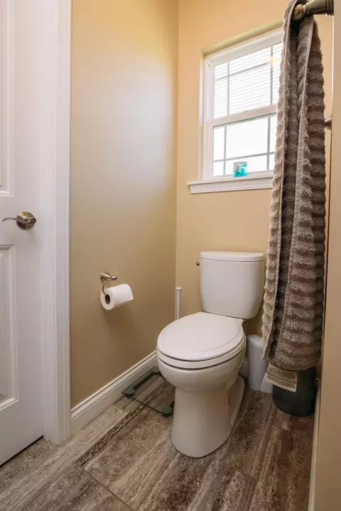 810 Maghera Dr, Valparaiso, IN 46385 photo 23