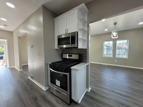 401 Arthur St, Gary, IN 46404 photo 10
