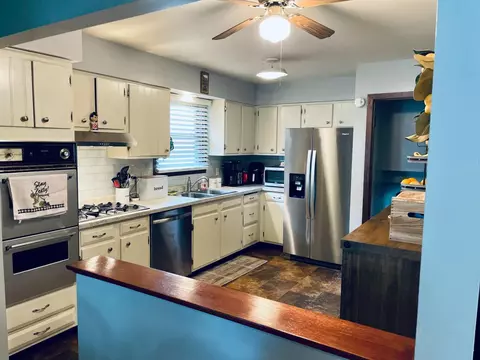 2637 Birch Ave, Whiting, IN 46394 photo 3