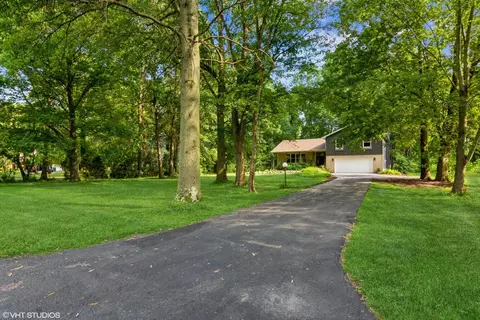 1131 Vine St, Porter, IN 46304 photo 2