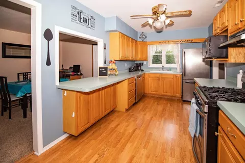736 N Arbogast St, Griffith, IN 46319 photo 9