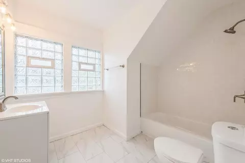 633 E 29th Ave, Lake Station, IN 46405 photo 12