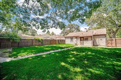 223 N Ernest St, Griffith, IN 46319 photo 18