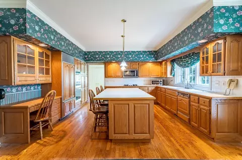 10212 Devonshire Ln, Munster, IN 46321 photo 18