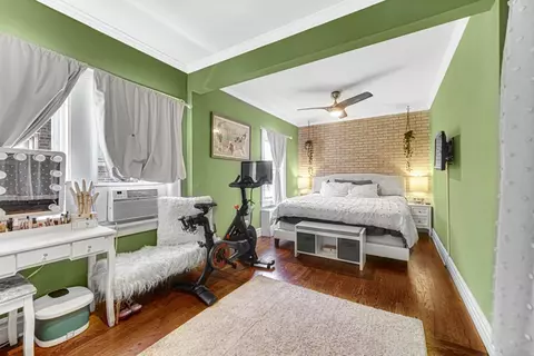 1742 Davis Ave, Whiting, IN 46394 photo 10