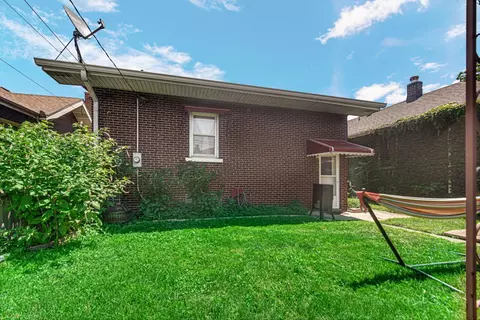 1742 Davis Ave, Whiting, IN 46394 photo 22