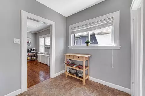 1742 Davis Ave, Whiting, IN 46394 photo 9