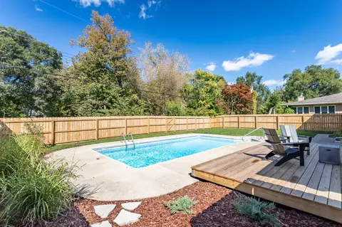 9012 Chestnut Ln, Munster, IN 46321 photo 8