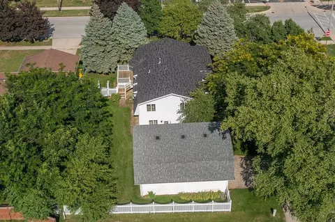 600 N Lillian St, Griffith, IN 46319 photo 1