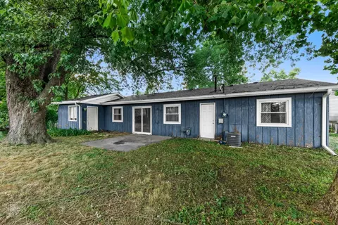 1210 N Dwiggins Ct, Griffith, IN 46319 photo 10