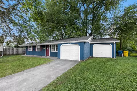 1210 N Dwiggins Ct, Griffith, IN 46319 photo 1