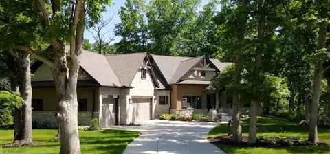 776 Ronny Ct, Crown Point, IN 46307 photo 2