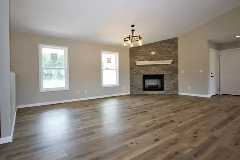 1606 Kelly Ct, Wheatfield, IN 46392 photo 14