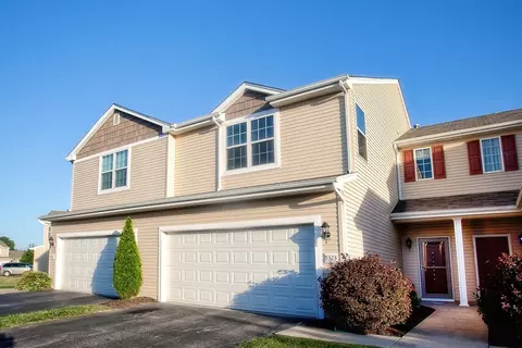 5323 Platinum Dr, Lowell, IN 46356 photo 1